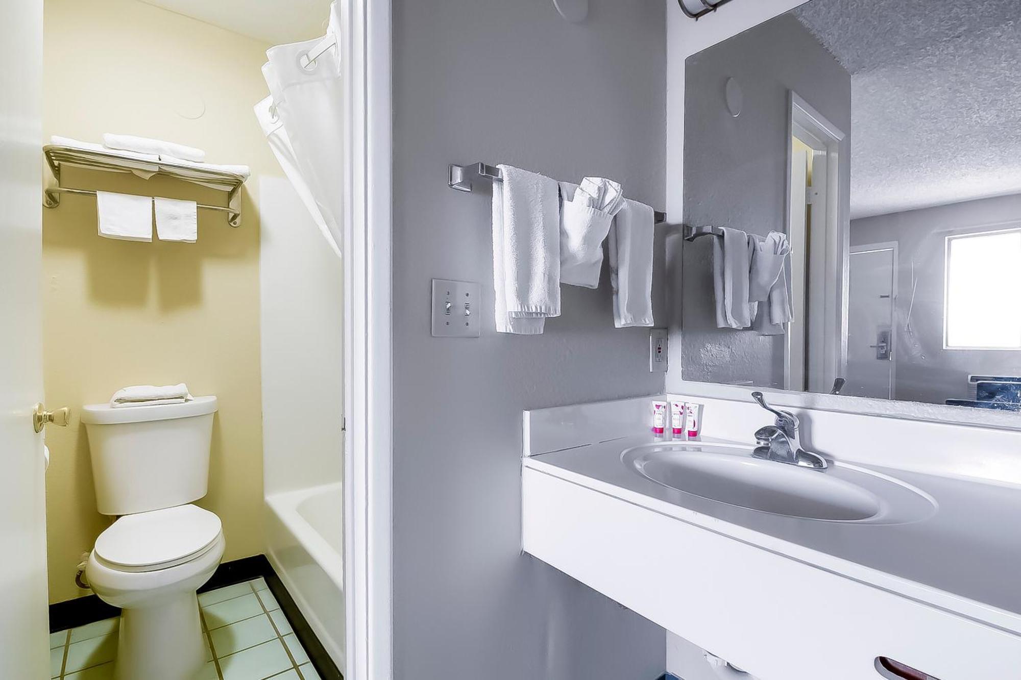 Oyo Hotel Eloy Casa Grande Near I-10 ภายนอก รูปภาพ