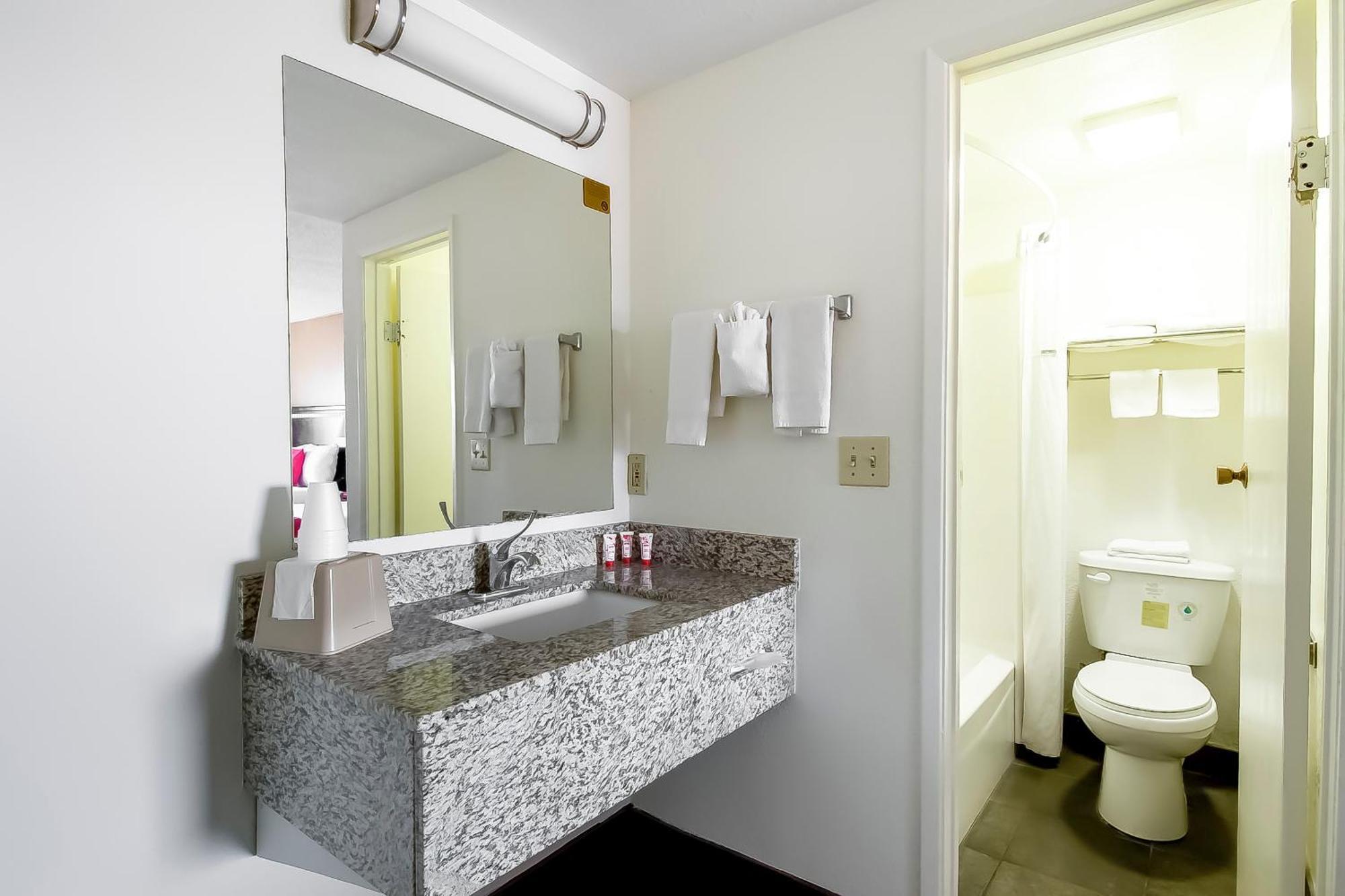 Oyo Hotel Eloy Casa Grande Near I-10 ภายนอก รูปภาพ